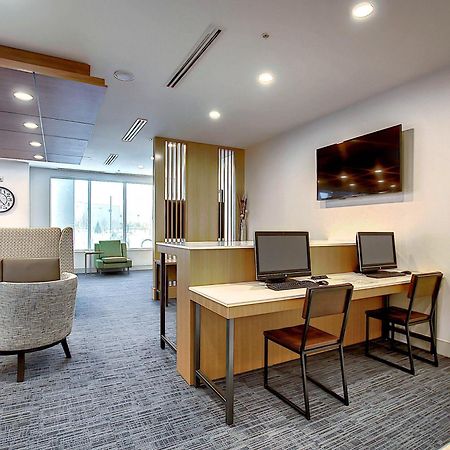 Holiday Inn Express & Suites - Calgary Airport Trail Ne By Ihg Εξωτερικό φωτογραφία