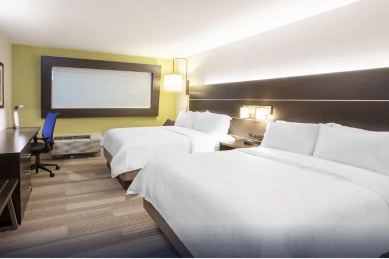 Holiday Inn Express & Suites - Calgary Airport Trail Ne By Ihg Εξωτερικό φωτογραφία