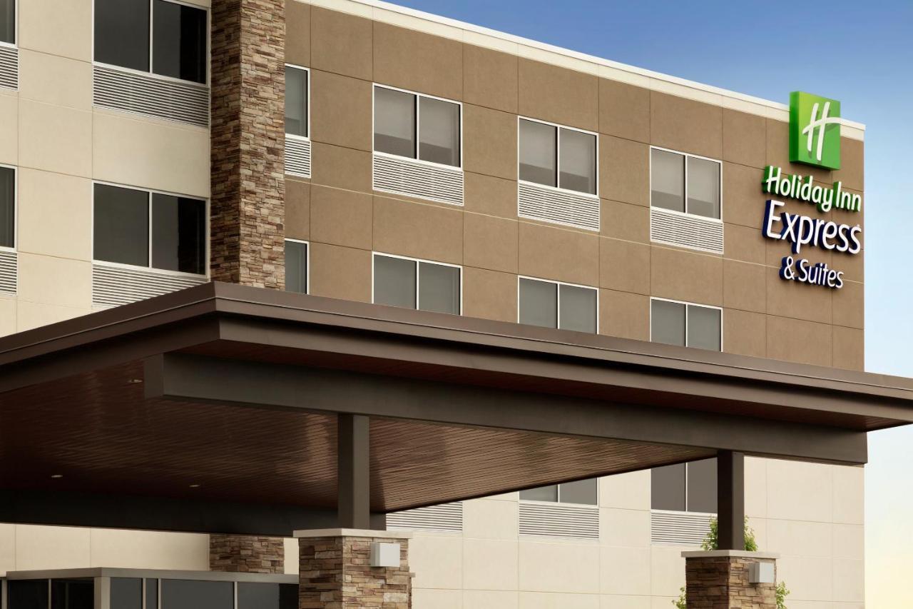 Holiday Inn Express & Suites - Calgary Airport Trail Ne By Ihg Εξωτερικό φωτογραφία